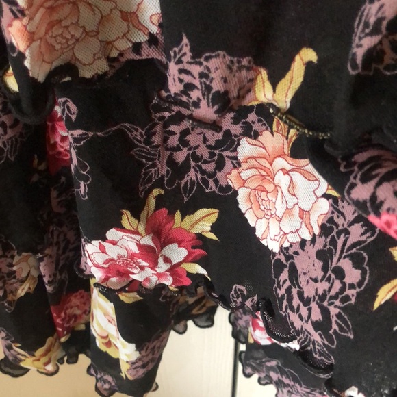 Woman’s Newport News whimsigoth Y2k Spaghetti strap stretchy Floral black dress - Picture 10 of 15